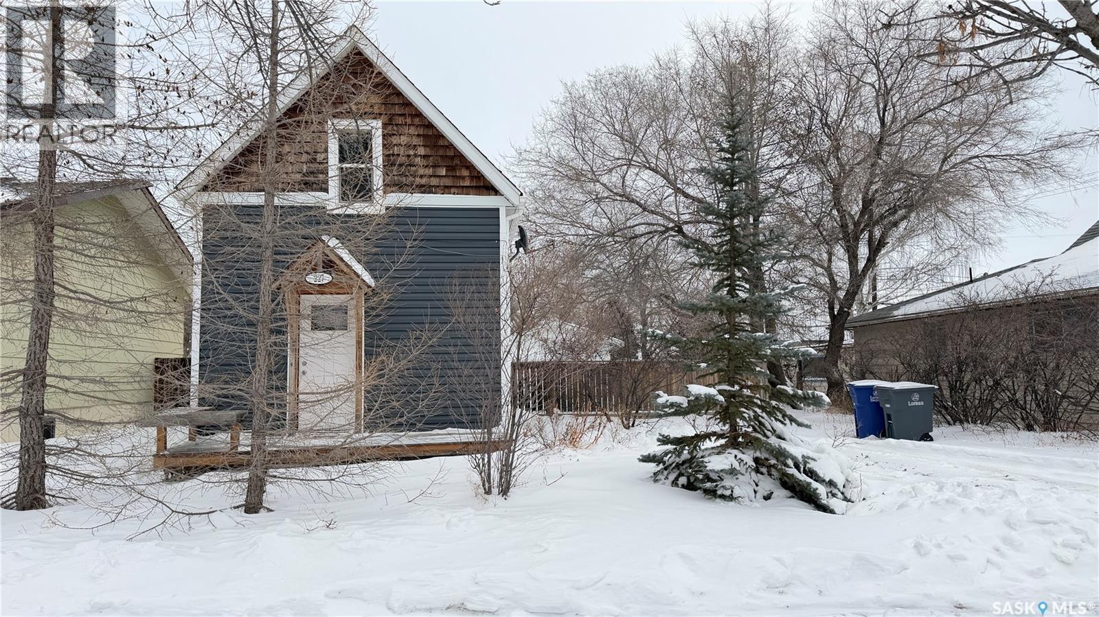 227 Douglass Street, Outlook, Saskatchewan  S0L 2N0 - Photo 3 - SK026067