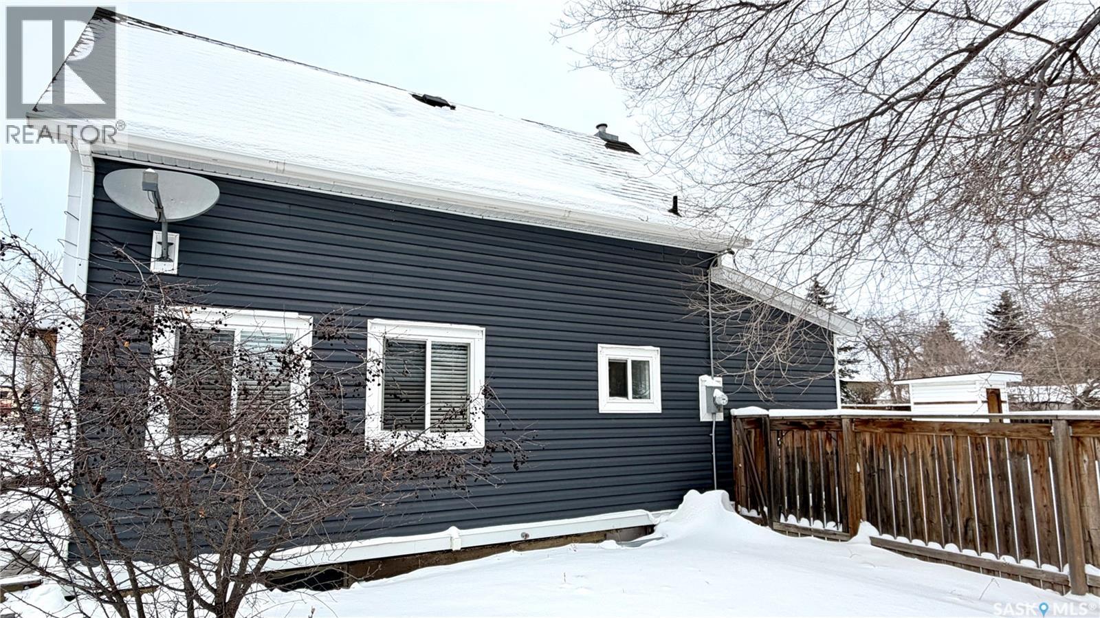 227 Douglass Street, Outlook, Saskatchewan  S0L 2N0 - Photo 8 - SK026067