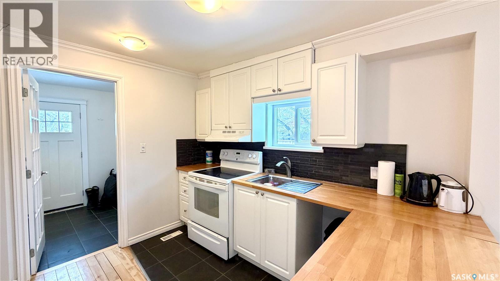 227 Douglass Street, Outlook, Saskatchewan  S0L 2N0 - Photo 16 - SK026067