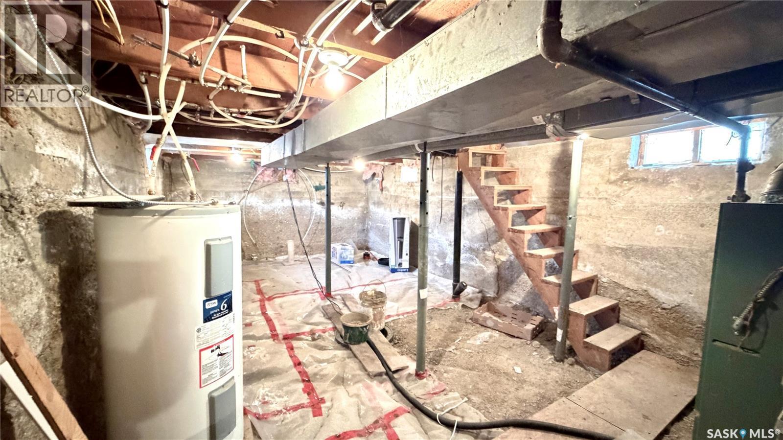 227 Douglass Street, Outlook, Saskatchewan  S0L 2N0 - Photo 38 - SK026067