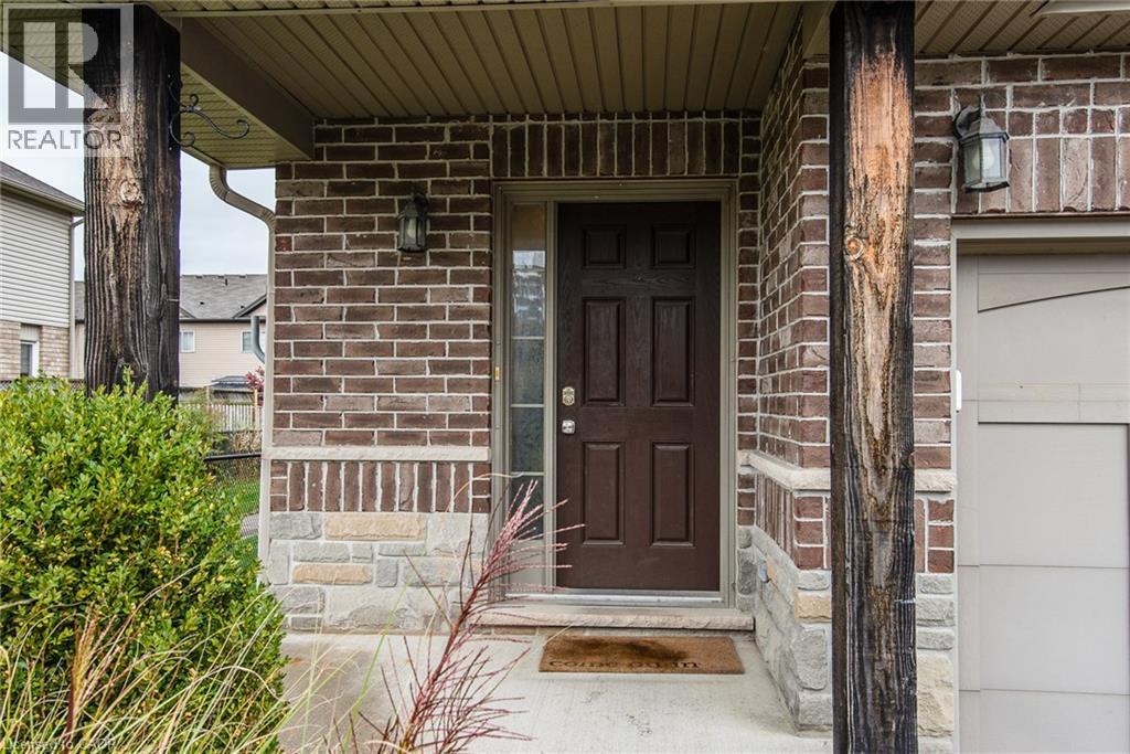 105 Captain Mccallum Drive, New Hamburg, Ontario  N3A 0B5 - Photo 3 - 40781055