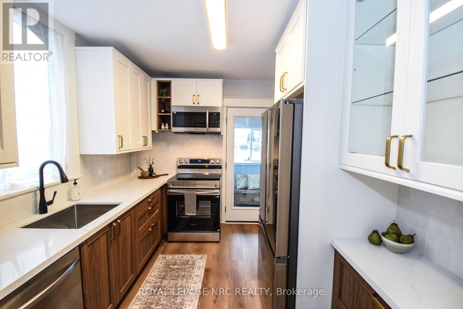 5121 Fourth Avenue, Niagara Falls, Ontario  L2E 4P7 - Photo 12 - X12660132