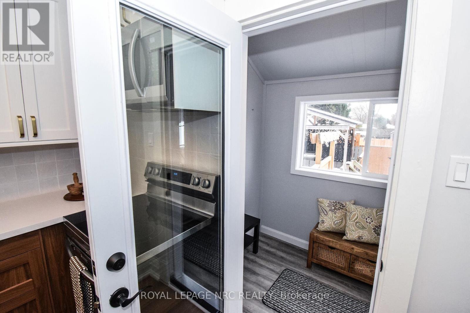 5121 Fourth Avenue, Niagara Falls, Ontario  L2E 4P7 - Photo 20 - X12660132