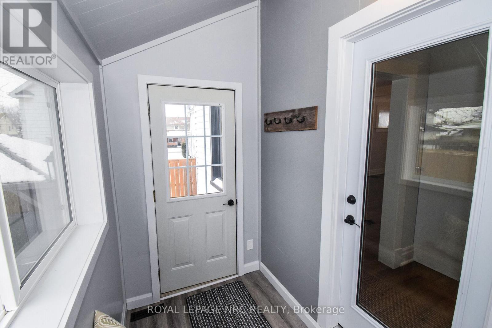 5121 Fourth Avenue, Niagara Falls, Ontario  L2E 4P7 - Photo 22 - X12660132