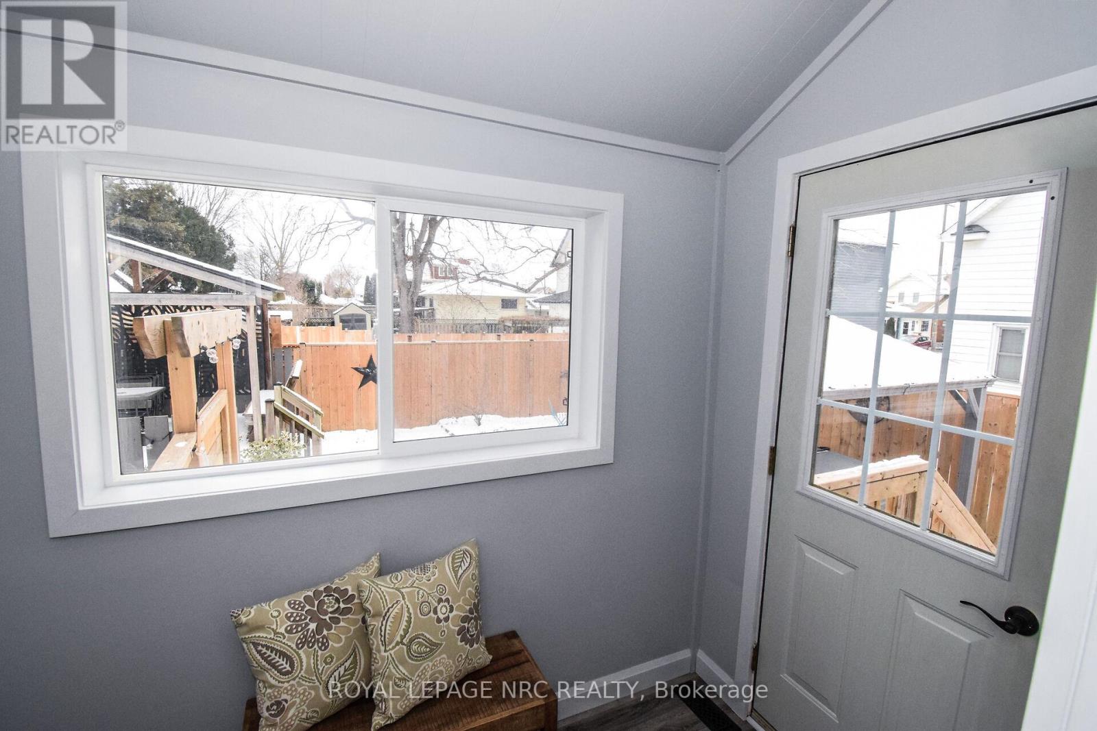 5121 Fourth Avenue, Niagara Falls, Ontario  L2E 4P7 - Photo 23 - X12660132