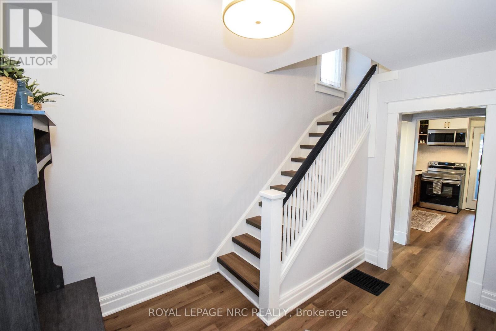 5121 Fourth Avenue, Niagara Falls, Ontario  L2E 4P7 - Photo 24 - X12660132