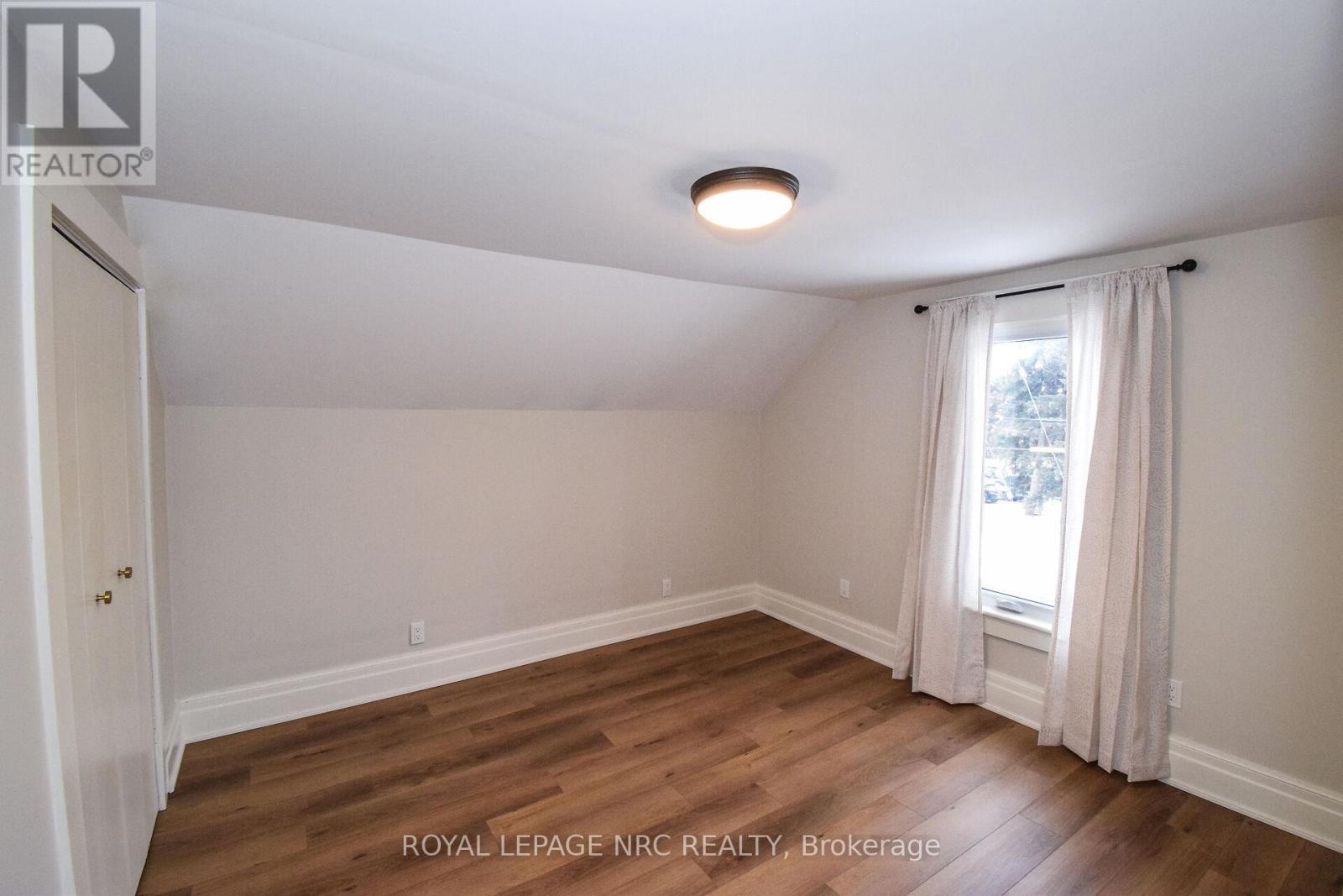 5121 Fourth Avenue, Niagara Falls, Ontario  L2E 4P7 - Photo 33 - X12660132