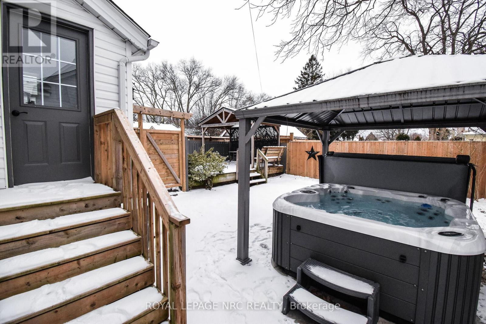 5121 Fourth Avenue, Niagara Falls, Ontario  L2E 4P7 - Photo 39 - X12660132