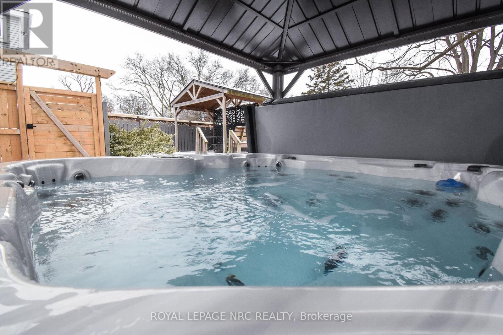 5121 Fourth Avenue, Niagara Falls, Ontario  L2E 4P7 - Photo 42 - X12660132