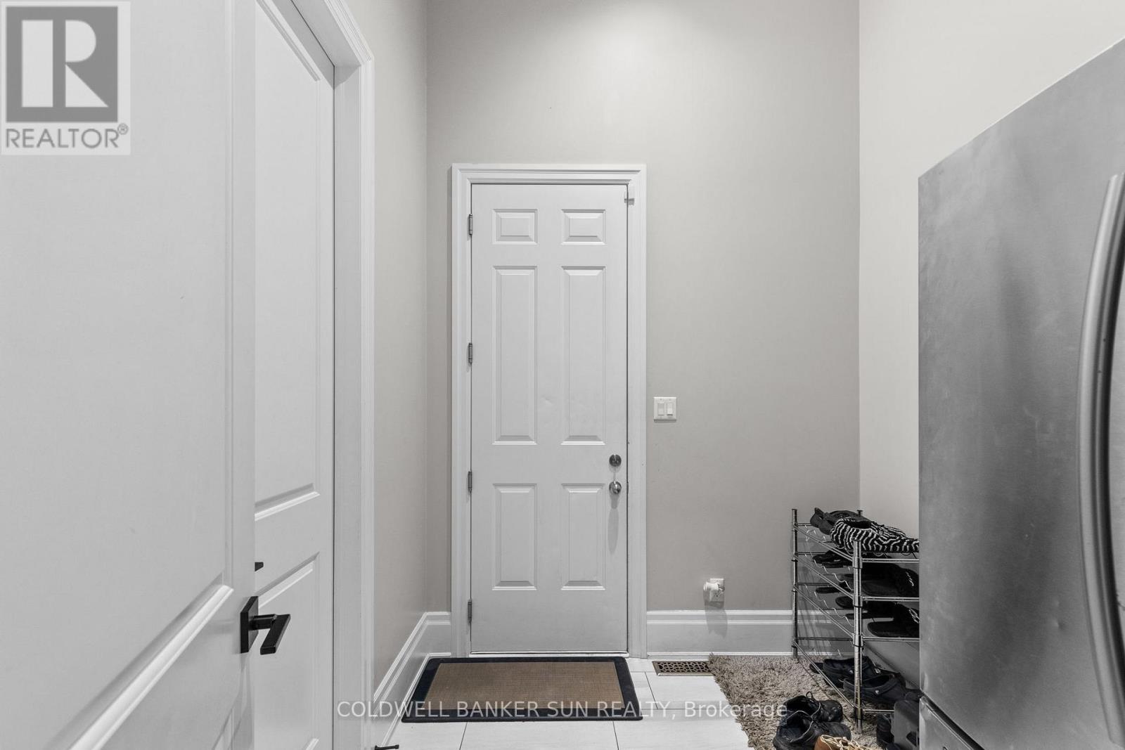 23 Mumberson Street, Innisfil, Ontario  L0L 1L0 - Photo 30 - N12660122