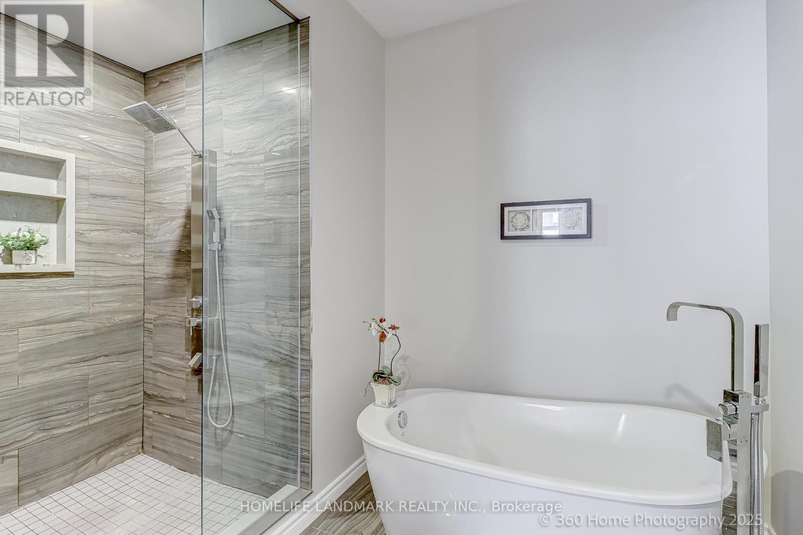 203 Everett Street, Markham, Ontario  L6E 1H2 - Photo 12 - N12660130