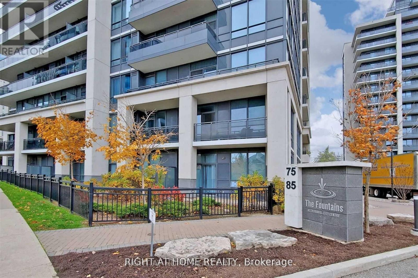 1210 - 75 North Park Road, Vaughan, Ontario  L4J 0H8 - Photo 2 - N12660158