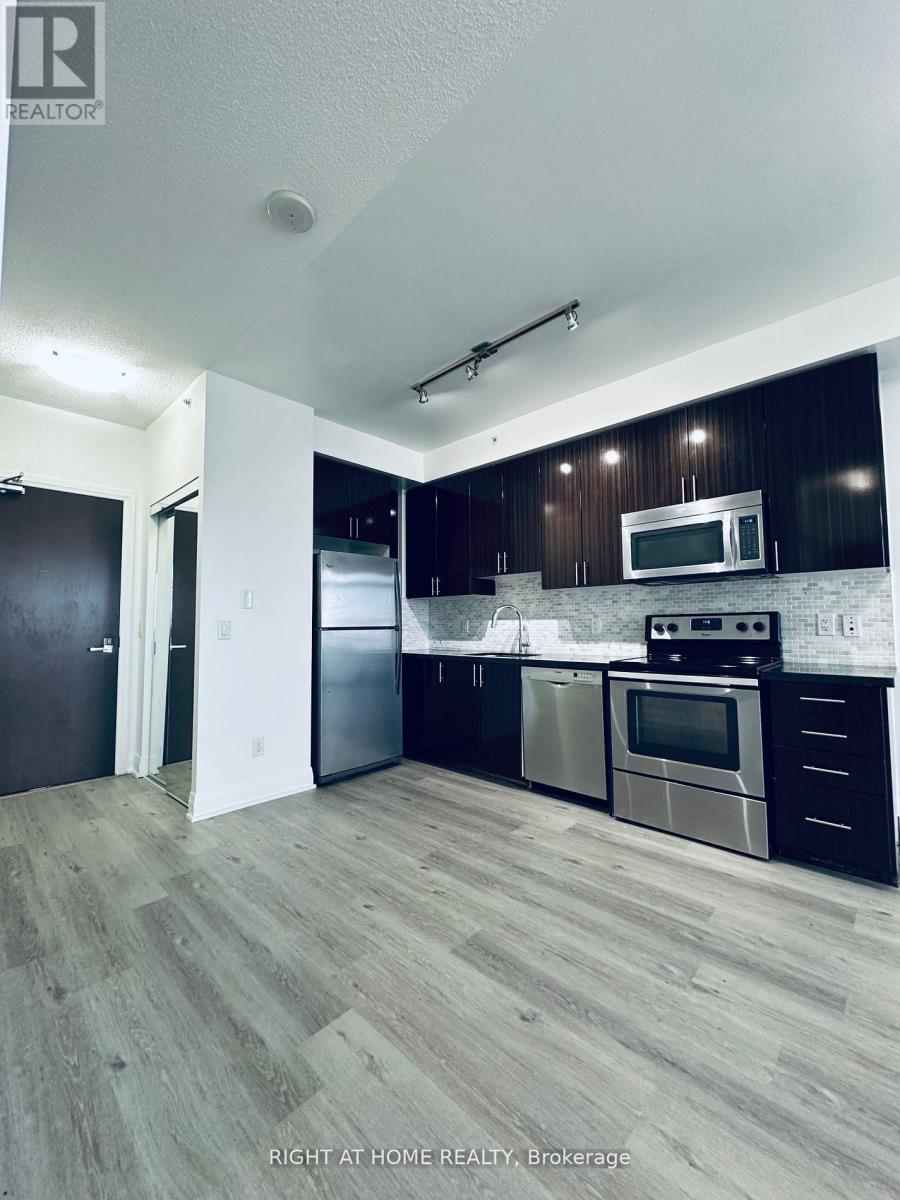 1210 - 75 North Park Road, Vaughan, Ontario  L4J 0H8 - Photo 4 - N12660158