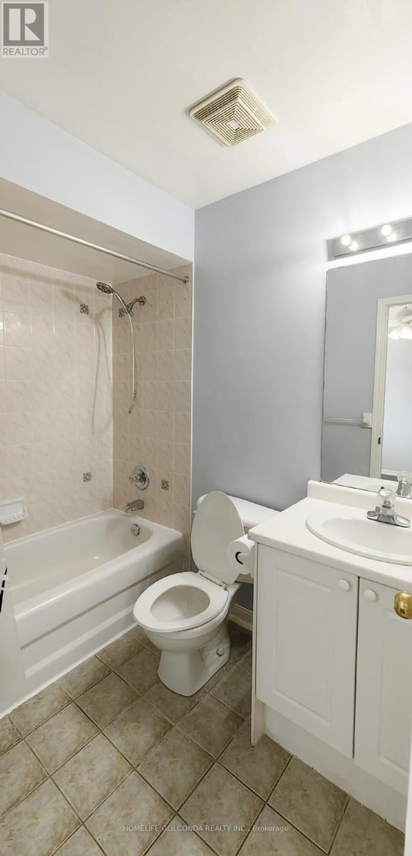 Coach - 1 Pingel Road, Markham, Ontario  L6B 1B7 - Photo 12 - N12660160