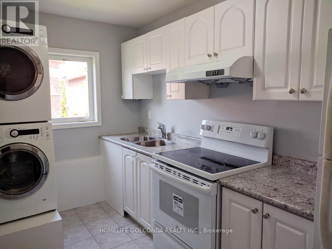 Coach - 1 Pingel Road, Markham, Ontario  L6B 1B7 - Photo 4 - N12660160