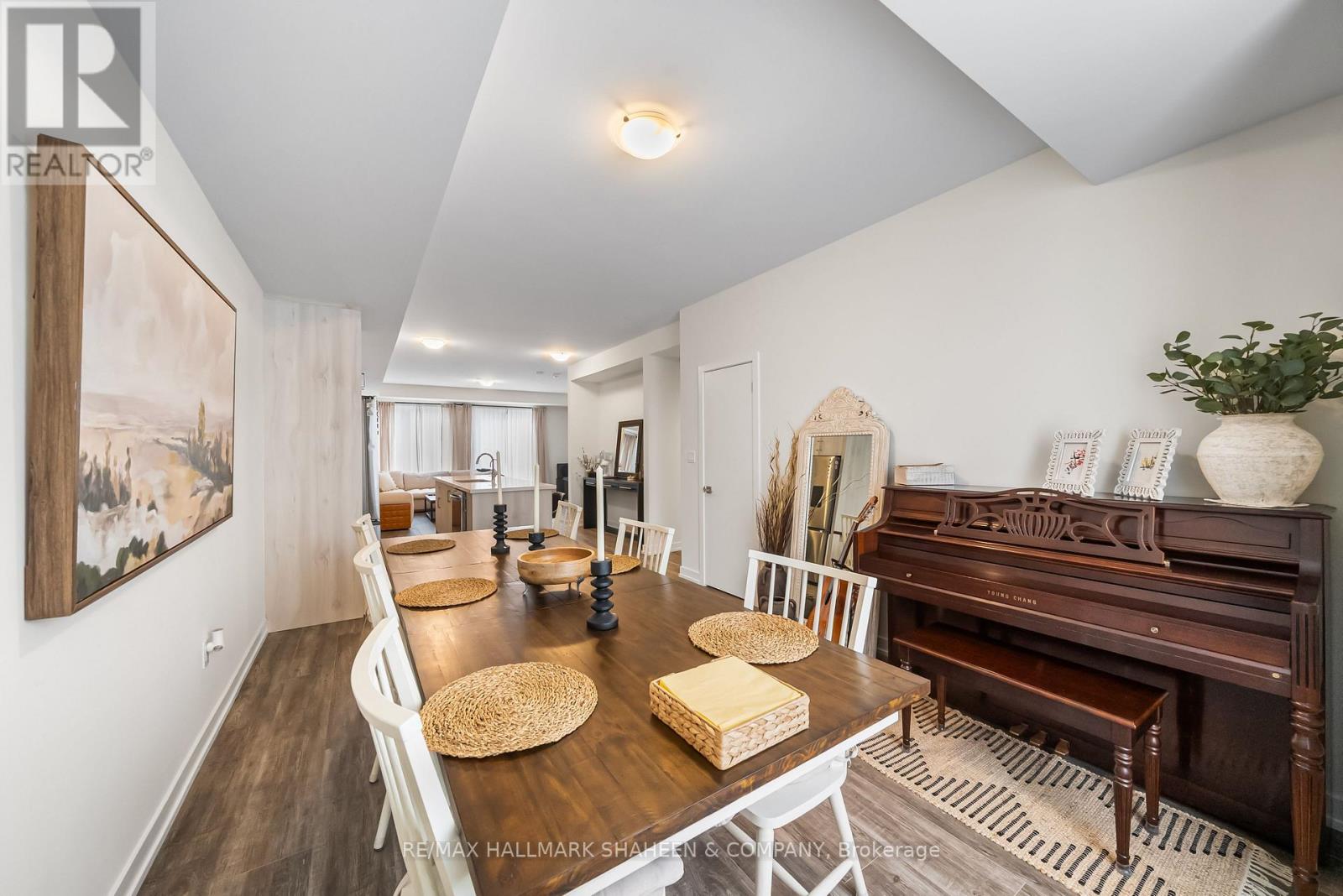 1330 Kaniv Street, Oakville, Ontario  L6M 5R3 - Photo 10 - W12660134