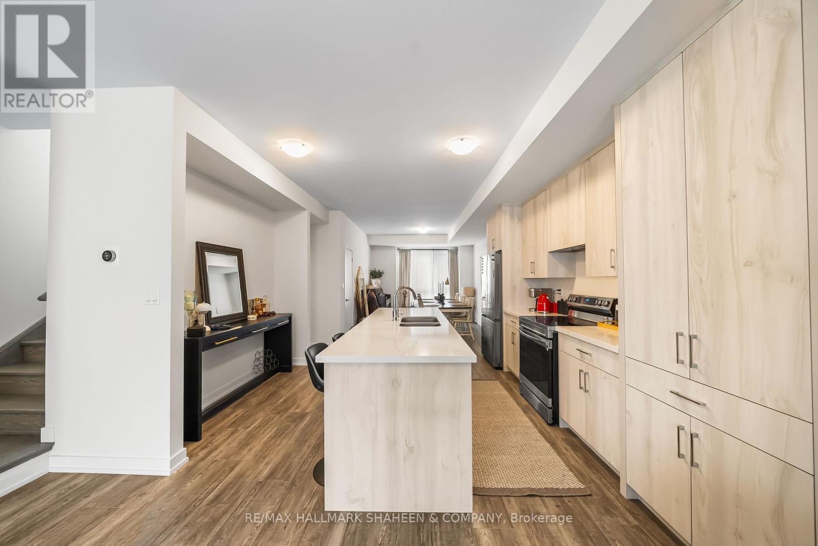 1330 Kaniv Street, Oakville, Ontario  L6M 5R3 - Photo 15 - W12660134