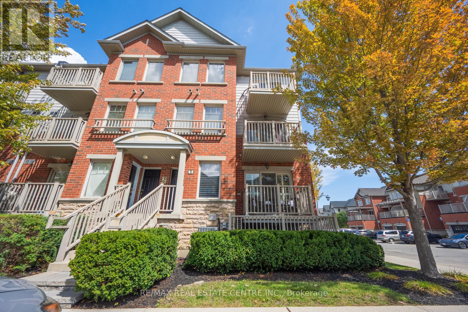 11 - 3250 BENTLEY DRIVE, Mississauga, Ontario