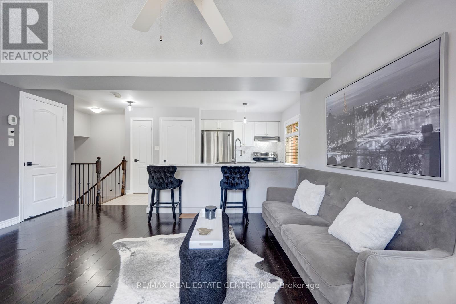 11 - 3250 Bentley Drive, Mississauga, Ontario  L5M 0P7 - Photo 10 - W12660144