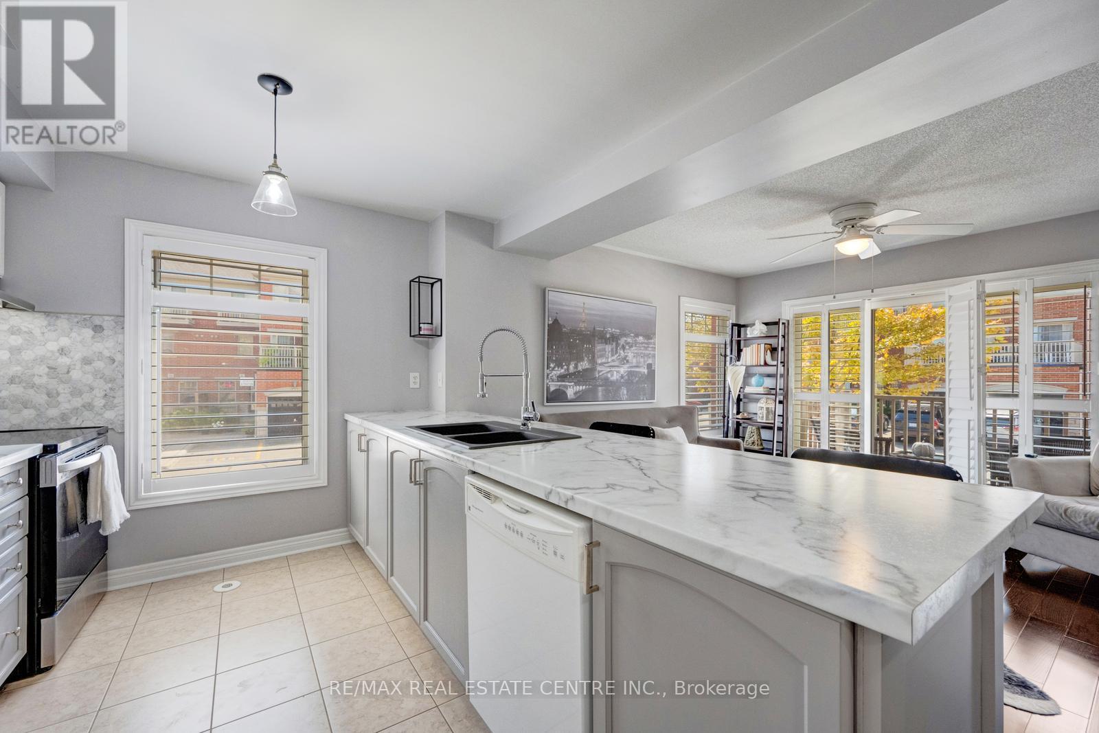 11 - 3250 Bentley Drive, Mississauga, Ontario  L5M 0P7 - Photo 16 - W12660144