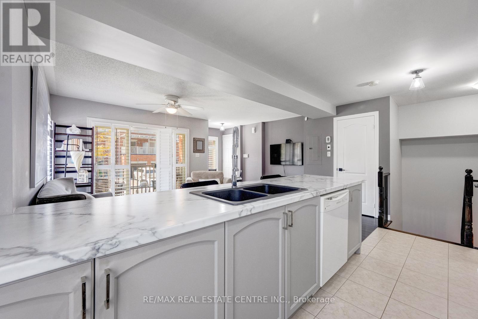 11 - 3250 Bentley Drive, Mississauga, Ontario  L5M 0P7 - Photo 18 - W12660144