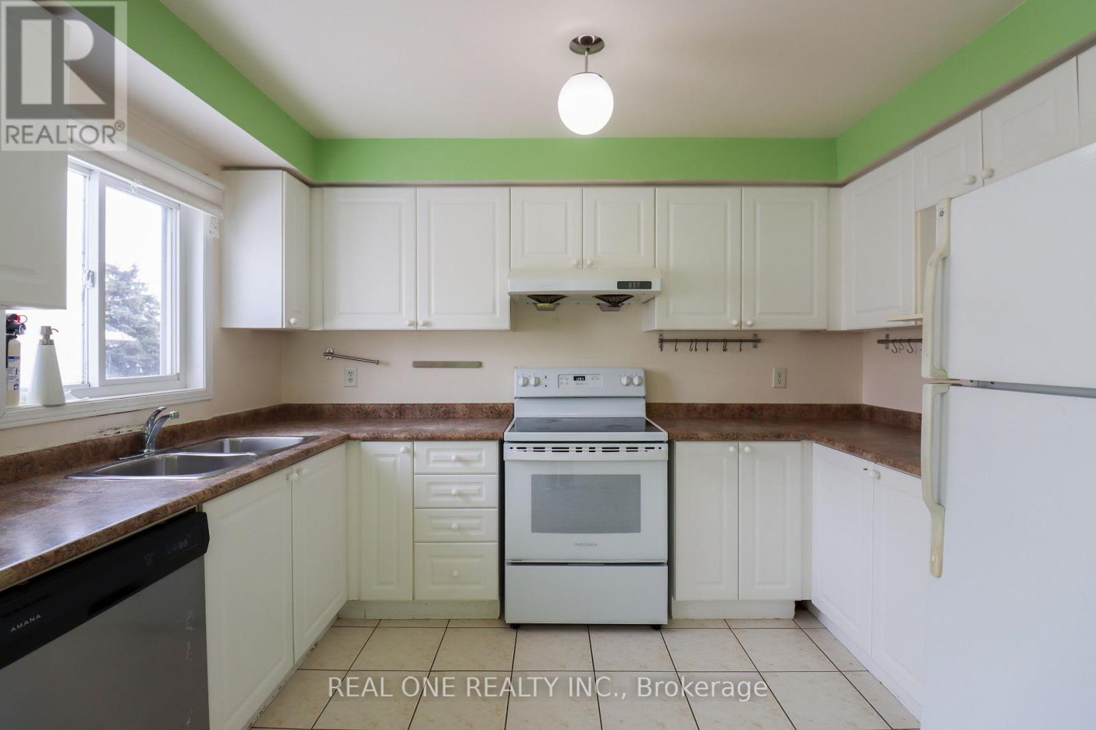 175 - 4950 Albina Way, Mississauga, Ontario  L4Z 4J7 - Photo 10 - W12603518