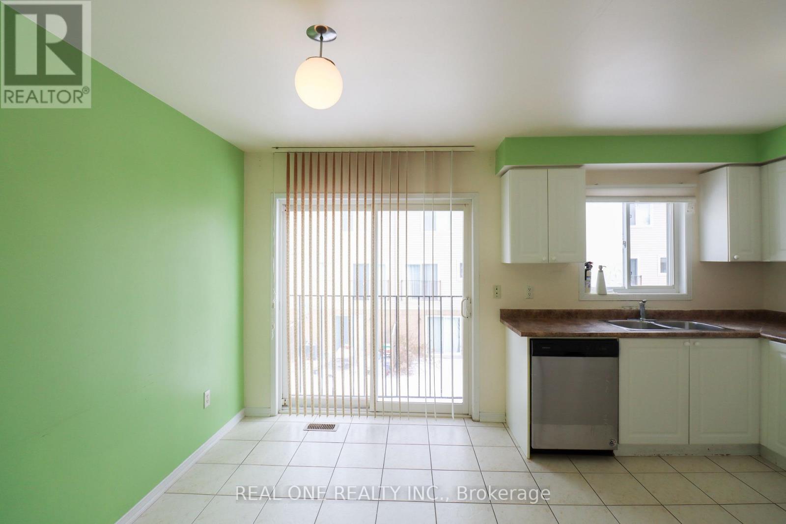 175 - 4950 Albina Way, Mississauga, Ontario  L4Z 4J7 - Photo 8 - W12603518