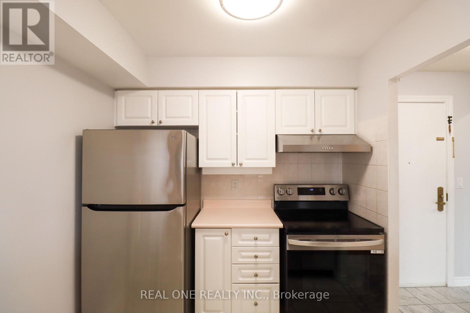 1105 - 18 Sommerset Way, Toronto, Ontario  M2N 6X5 - Photo 11 - C12568782