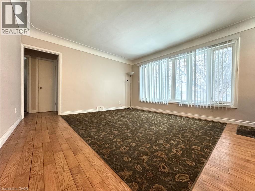 349 Whitney Avenue, Hamilton, Ontario  L8S 2H1 - Photo 4 - 40795123