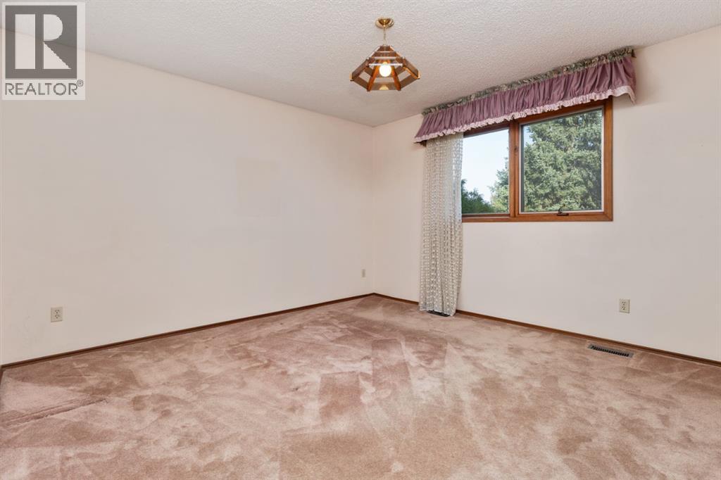 4305 74 Street, Camrose, Alberta  T4V 3V3 - Photo 19 - A2260477