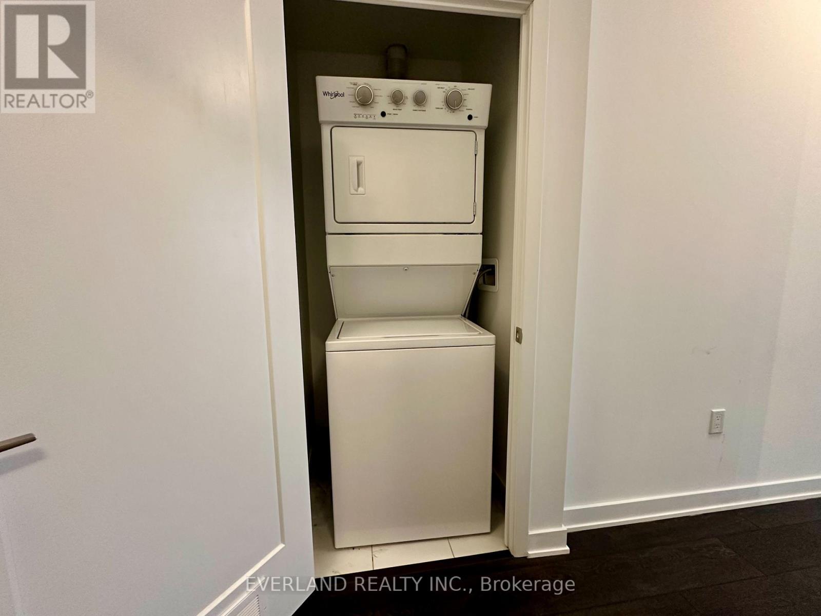 1004 - 105 Oneida Crescent, Richmond Hill, Ontario  L4B 0B1 - Photo 14 - N12660184