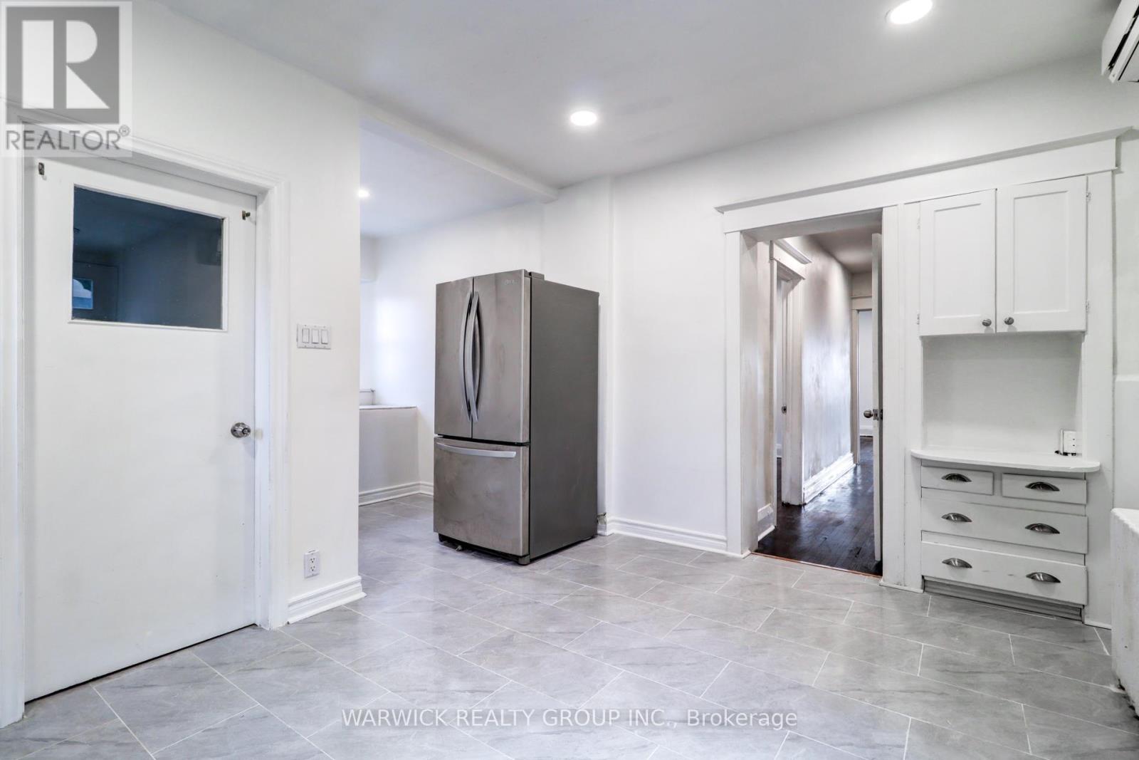 74 Norseman Street, Toronto, Ontario  M8Z 2P8 - Photo 13 - W12660162