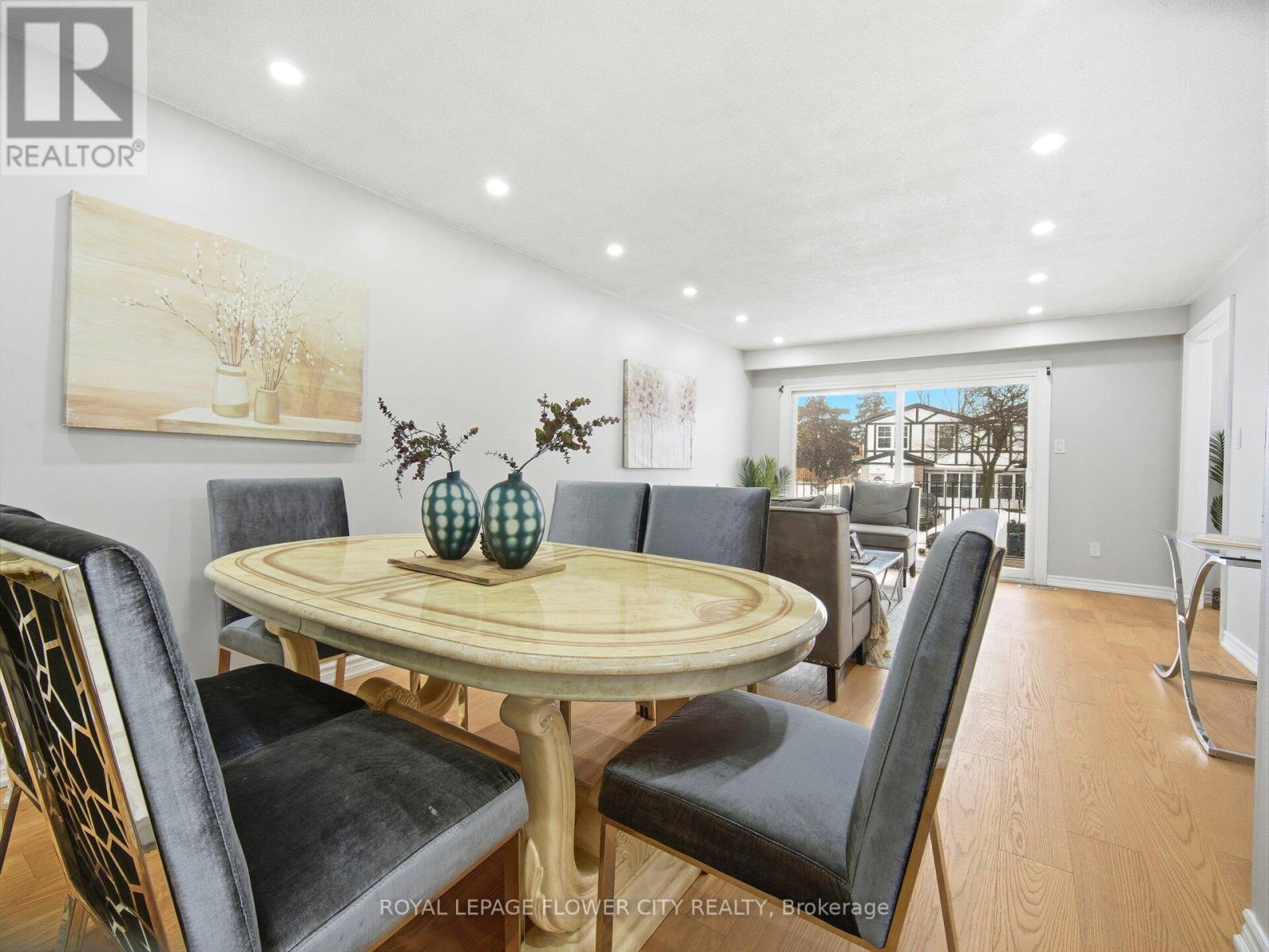 25 Abell Drive, Brampton, Ontario  L6V 2W1 - Photo 12 - W12660180