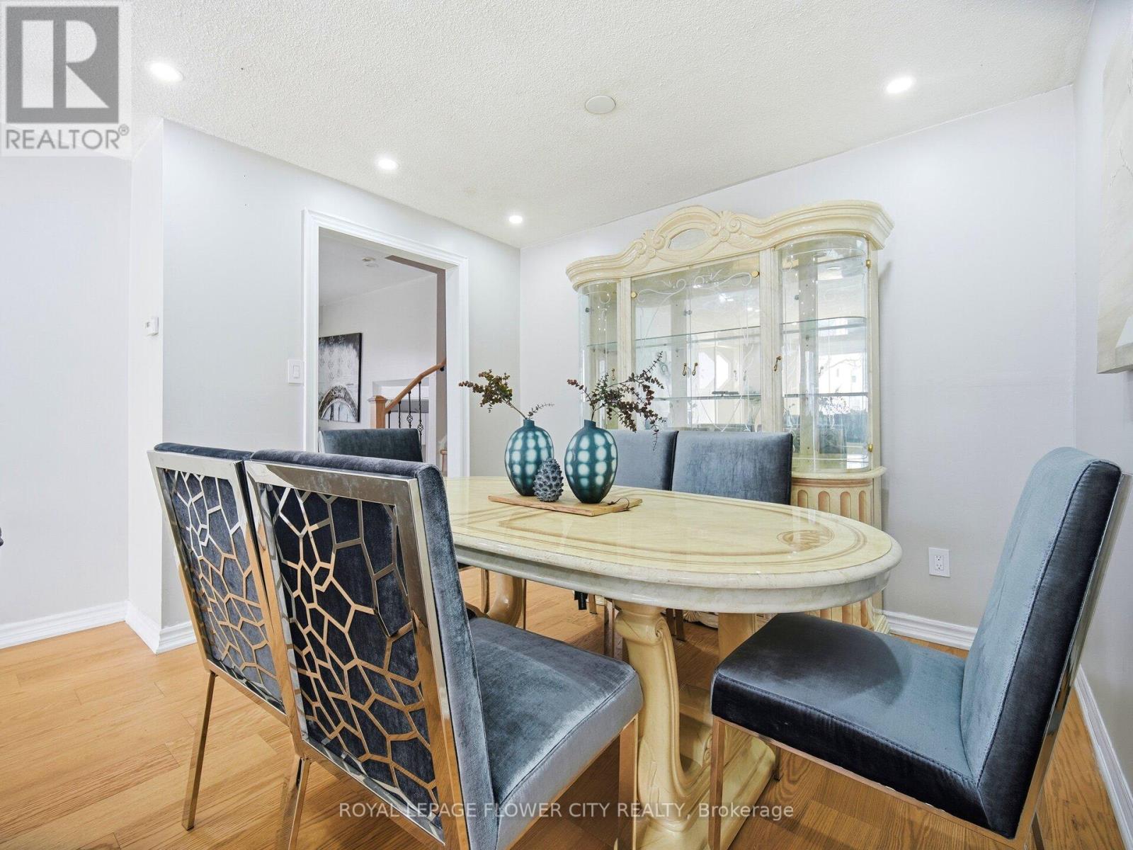 25 Abell Drive, Brampton, Ontario  L6V 2W1 - Photo 13 - W12660180