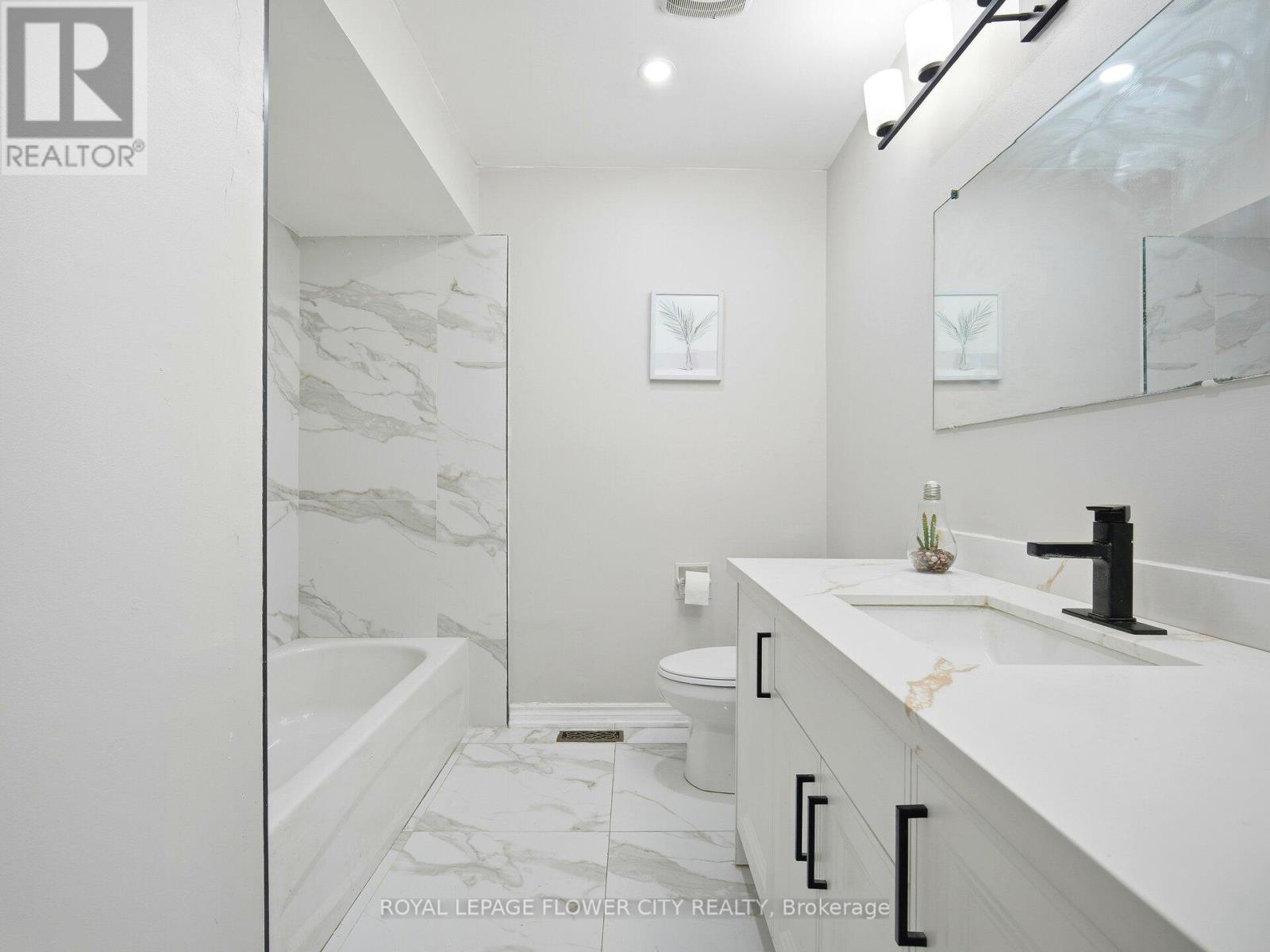 25 Abell Drive, Brampton, Ontario  L6V 2W1 - Photo 22 - W12660180