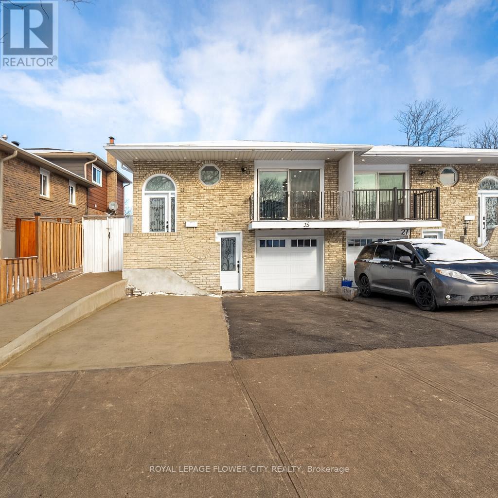 25 Abell Drive, Brampton, Ontario  L6V 2W1 - Photo 49 - W12660180