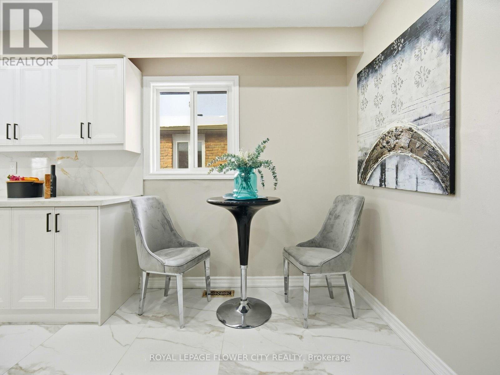 25 Abell Drive, Brampton, Ontario  L6V 2W1 - Photo 7 - W12660180