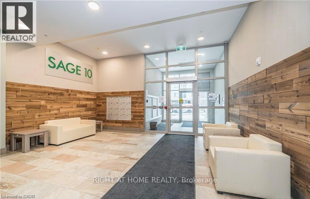 306 - 257 Hemlock Street, Waterloo, Ontario  N2L 0K2 - Photo 2 - X12660182