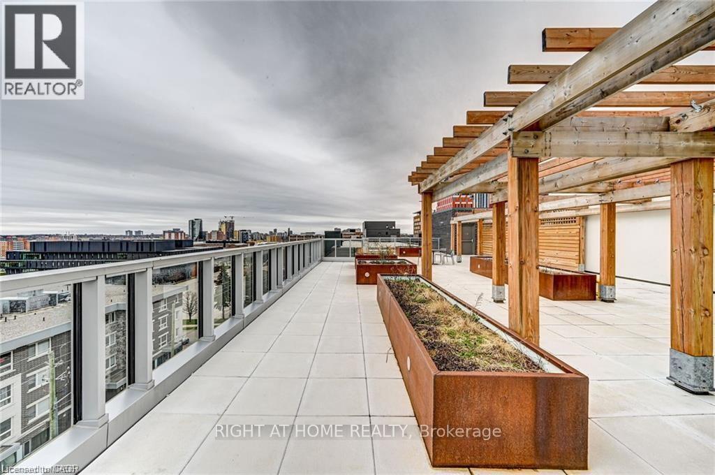 306 - 257 Hemlock Street, Waterloo, Ontario  N2L 0K2 - Photo 9 - X12660182