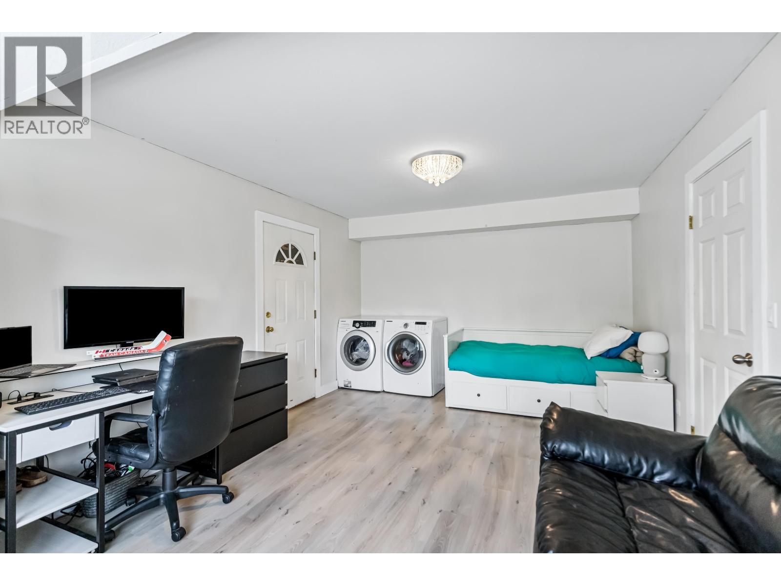 12276 Aurora Street, Maple Ridge, British Columbia  V2X 0R2 - Photo 27 - R3058291