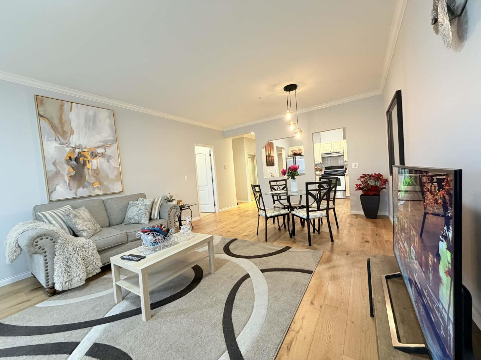 304 5646 200 Street, Langley, British Columbia V3A 1M8 - Photo 2 - R3075555