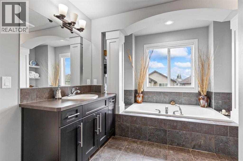 337 Bridleridge View Sw, Calgary, Alberta  T2Y 0E6 - Photo 10 - A2274202