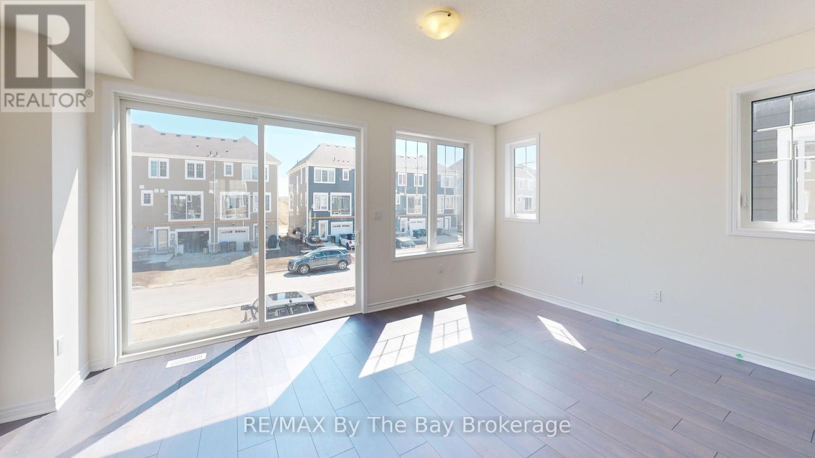 103 Surf Drive, Wasaga Beach, Ontario  L9Z 0G3 - Photo 16 - S12660246