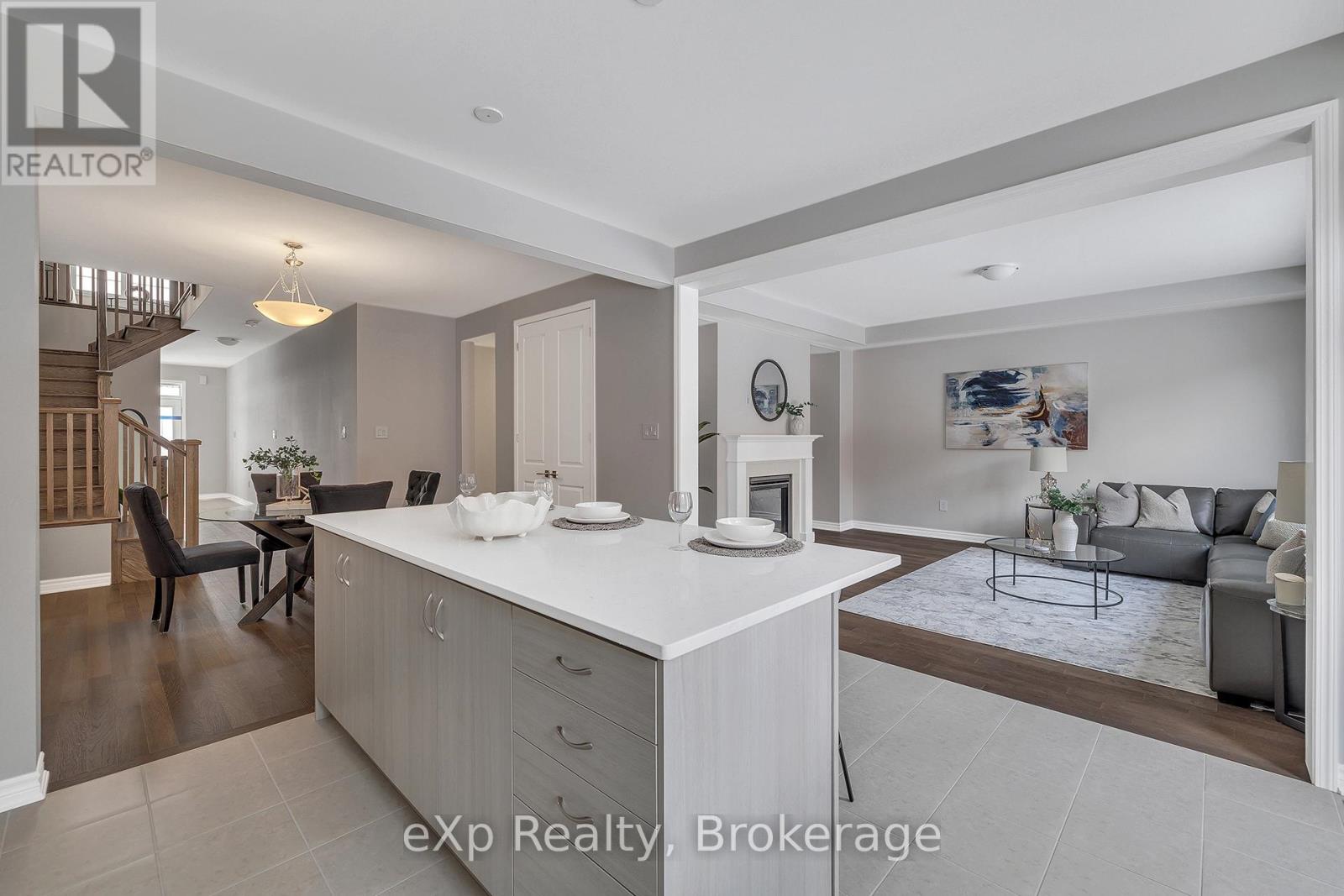 1361 Whitlock Avenue, Milton, Ontario L9T 7E9 - Photo 12 - W12660248