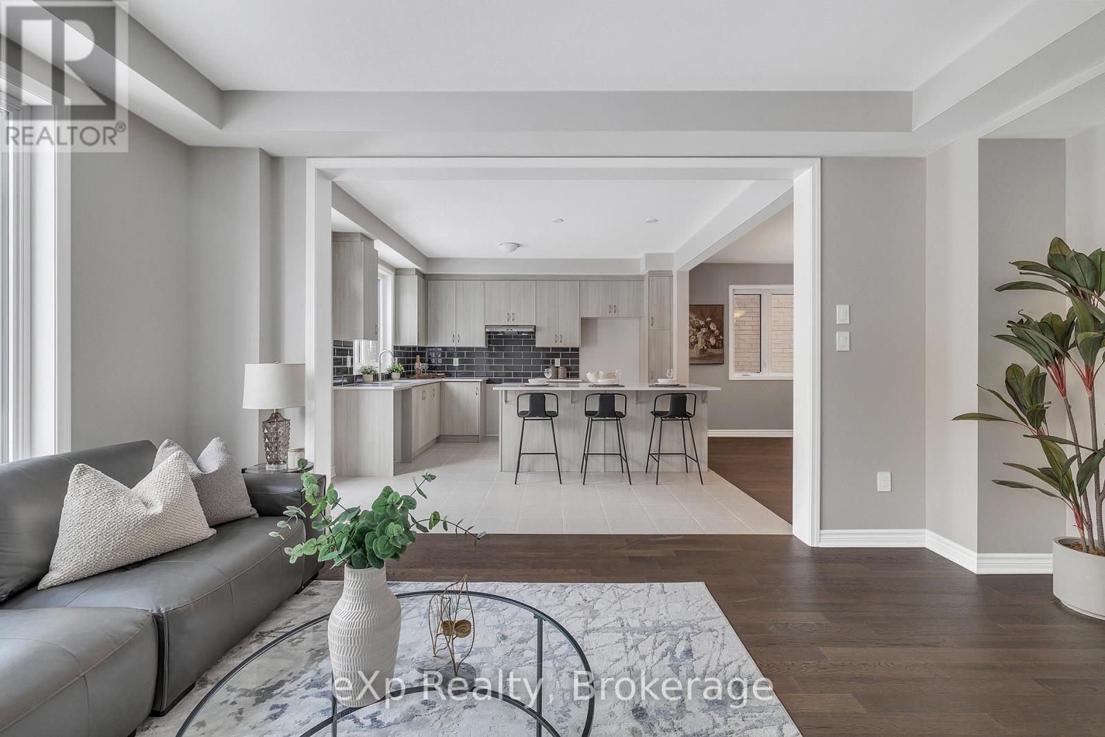 1361 Whitlock Avenue, Milton, Ontario L9T 7E9 - Photo 16 - W12660248