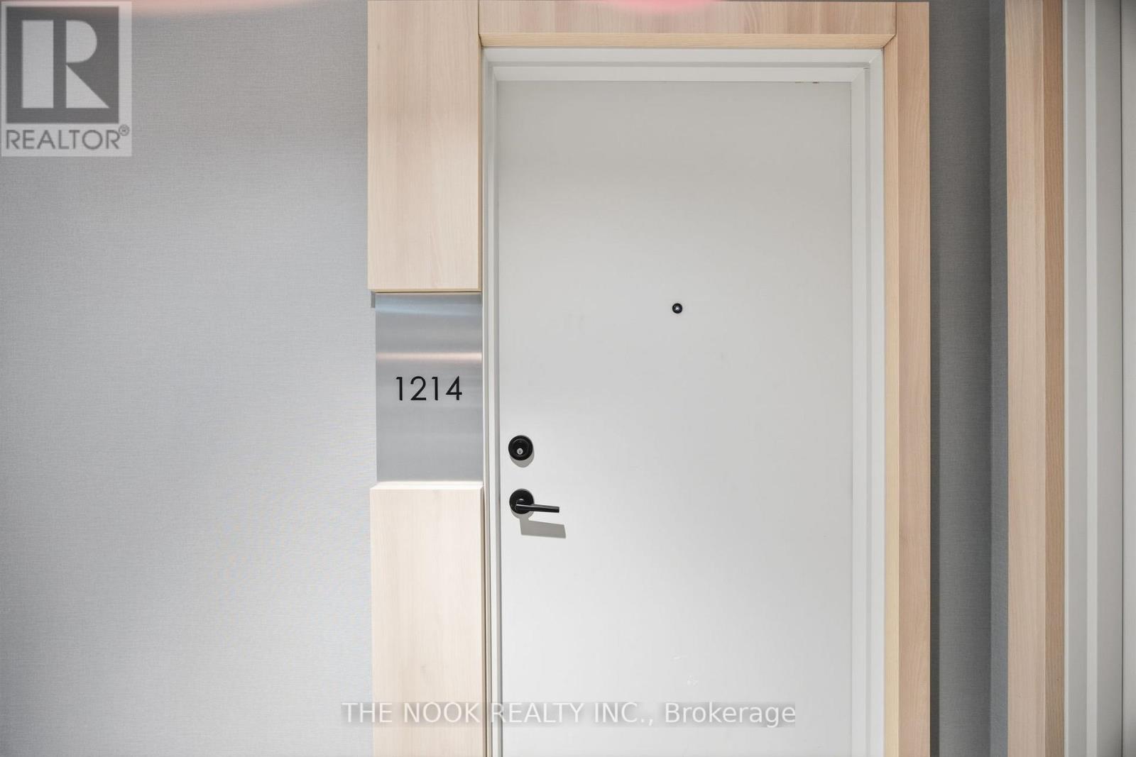 1214 - 1050 Eastern Avenue, Toronto, Ontario  M4L 0B7 - Photo 2 - E12660214