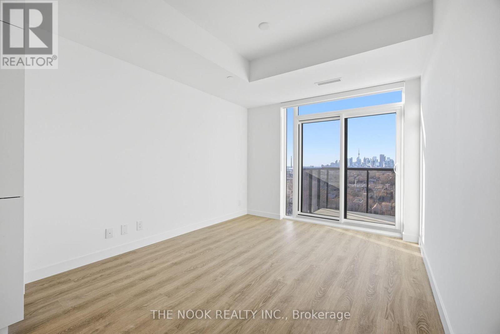 1214 - 1050 Eastern Avenue, Toronto, Ontario  M4L 0B7 - Photo 6 - E12660214