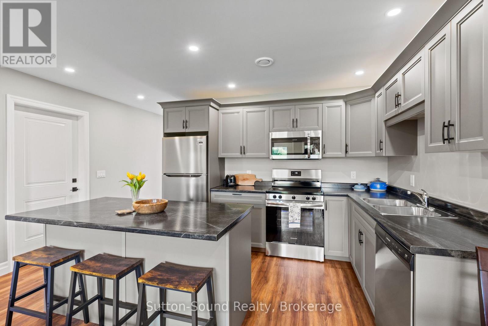 7 - 18 Maple Golf Crescent, Northern Bruce Peninsula, Ontario  N0H 2R0 - Photo 19 - X12660266