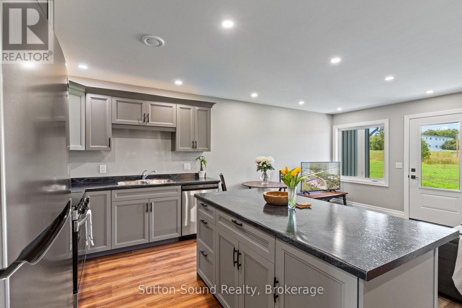 7 - 18 Maple Golf Crescent, Northern Bruce Peninsula, Ontario  N0H 2R0 - Photo 20 - X12660266