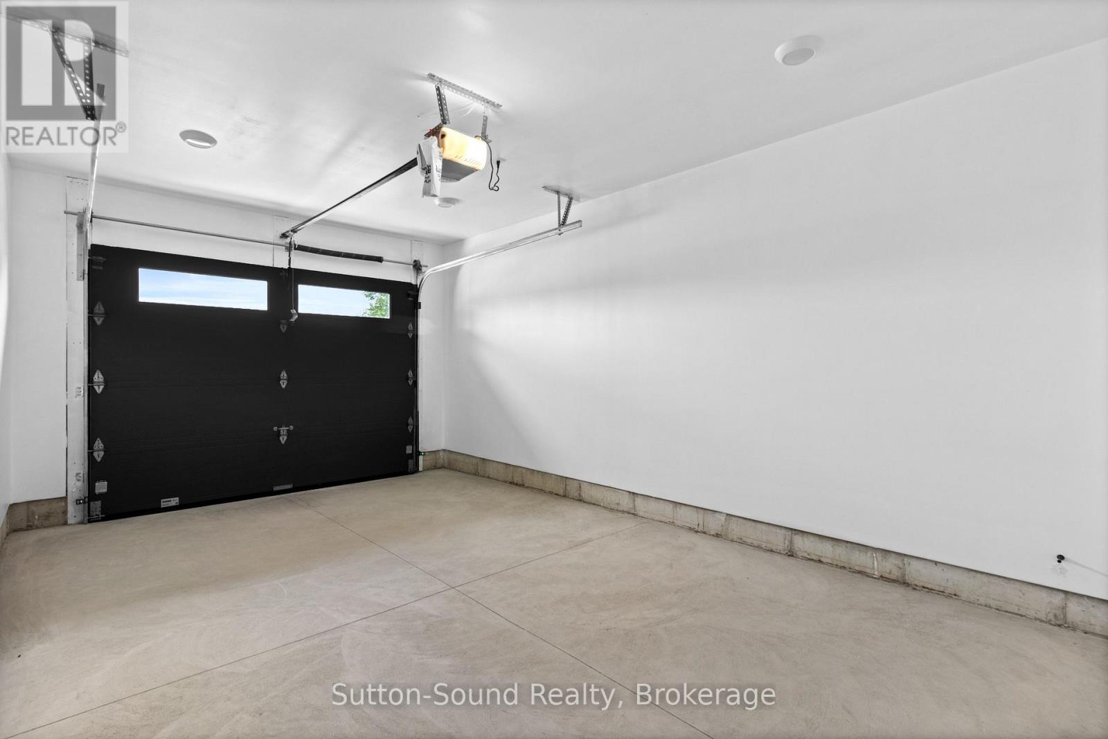 7 - 18 Maple Golf Crescent, Northern Bruce Peninsula, Ontario  N0H 2R0 - Photo 34 - X12660266